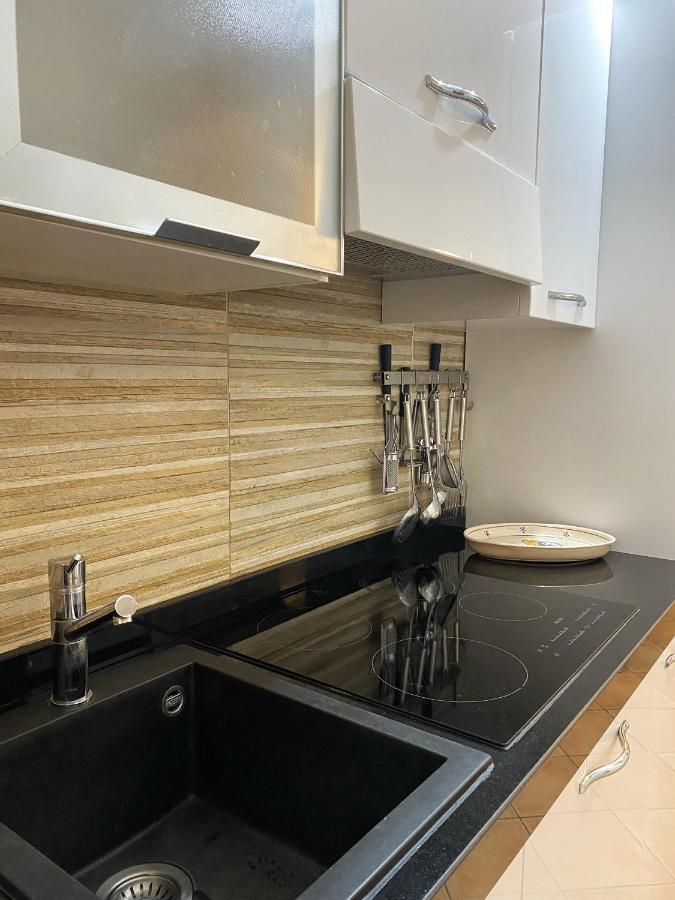 La Dimora Del Mercante - Puglia Mia Apartments โมโนโปลี ภายนอก รูปภาพ