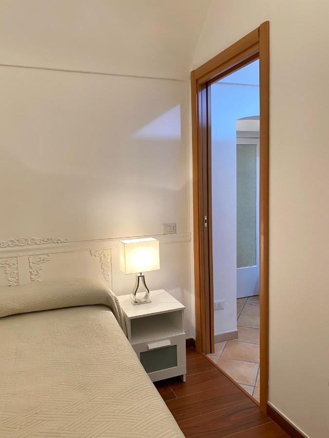La Dimora Del Mercante - Puglia Mia Apartments โมโนโปลี ภายนอก รูปภาพ