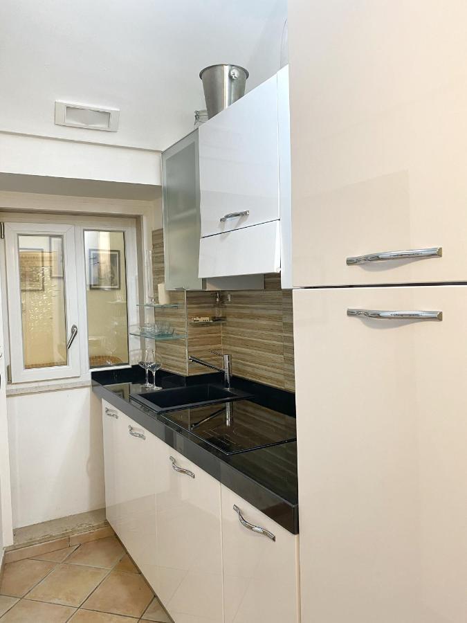 La Dimora Del Mercante - Puglia Mia Apartments โมโนโปลี ภายนอก รูปภาพ